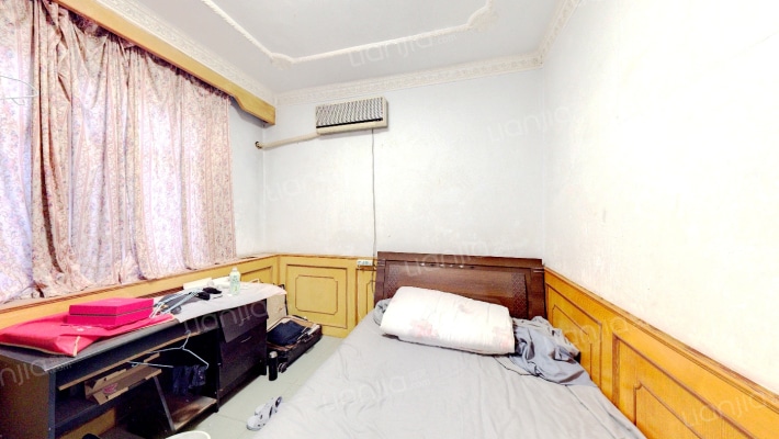 纬二路27号院二手房实景图