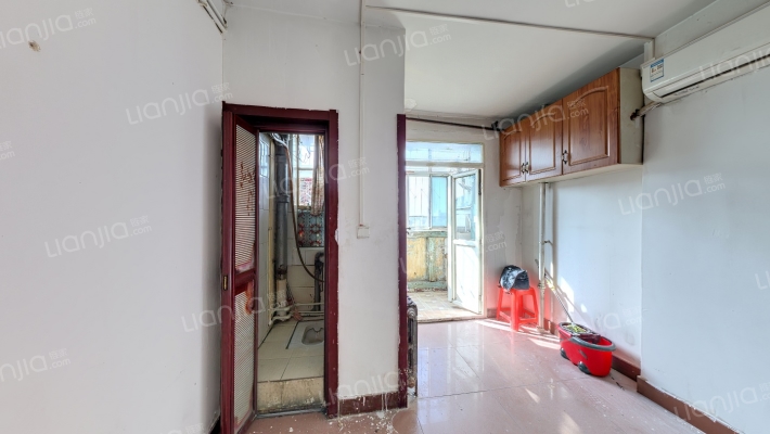 高新里二手房实景图