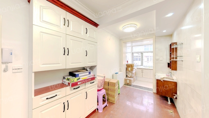 耀华宾馆宿舍二手房实景图