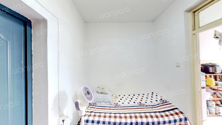 圆明路交通局宿舍二手房实景图