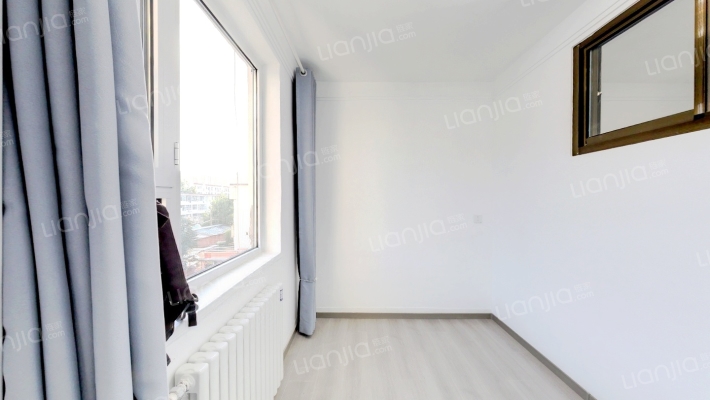 义堂小区二手房实景图