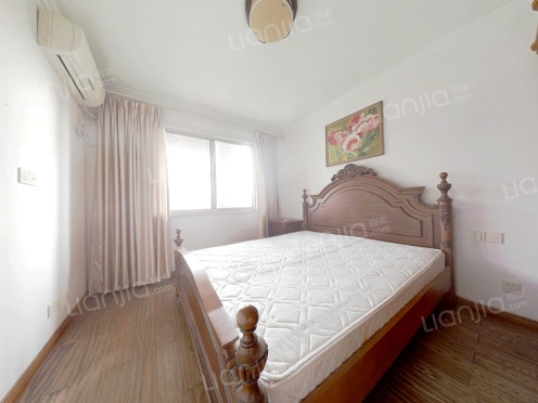 整租·东方海悦花园 5室2厅 南