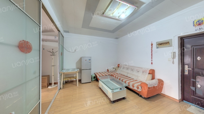 洪家楼过街楼二手房实景图