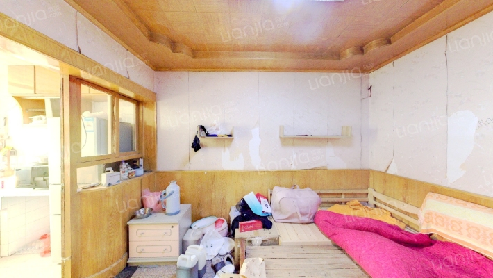 无线电一厂宿舍二手房实景图