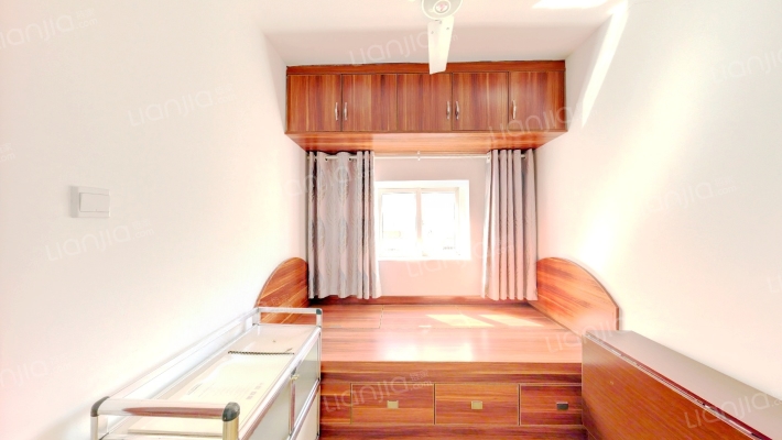 淮河路451号二手房实景图