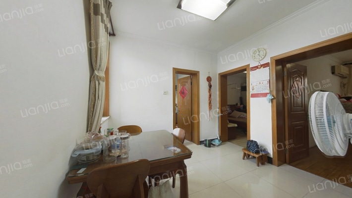 朱方路206号院二手房实景图