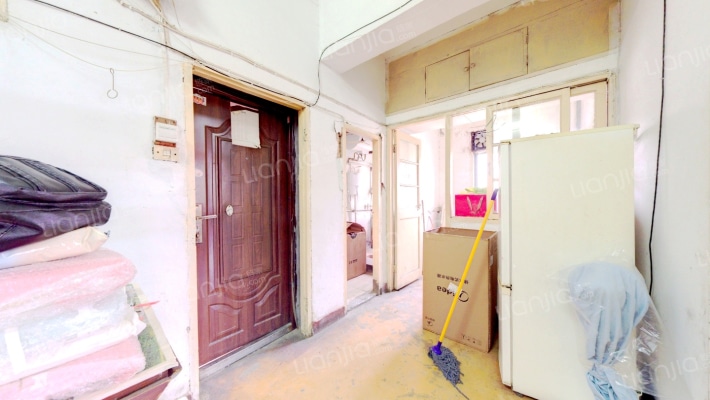 鸡鸣山庄二手房实景图