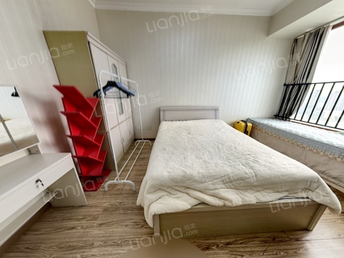 整租·麓山国际云曦台 3室1厅 西南