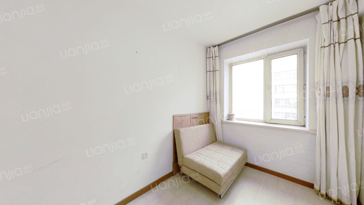 学院新城一期二手房实景图