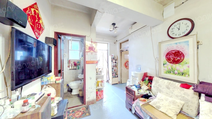 油漆厂宿舍二手房实景图