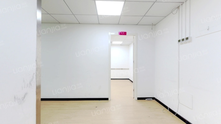 长银大厦二手房实景图