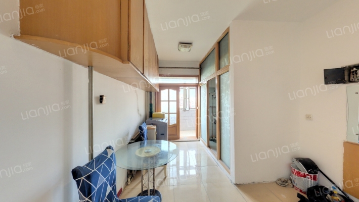 水源地社区二手房实景图