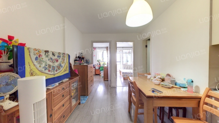 长江新村2号二手房实景图