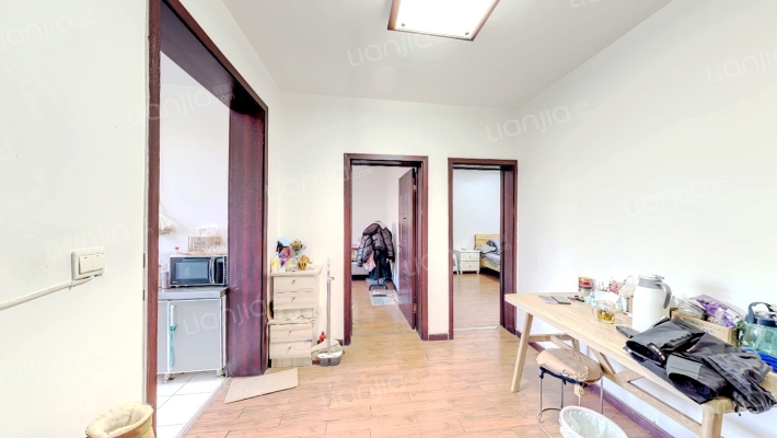 市税务局二手房实景图