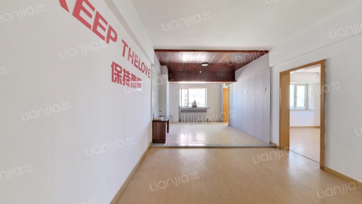 亚泰广场二手房实景图