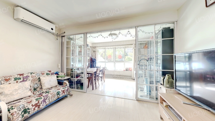 圣馨大地二手房实景图