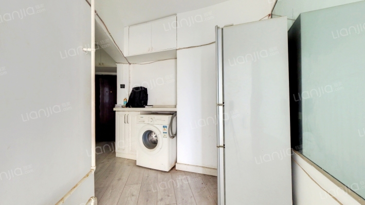 沙子口路72号二手房实景图