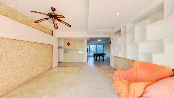 蓝宝湾花园二手房实景图