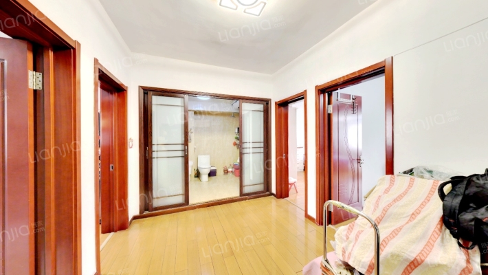 红霞街二手房实景图