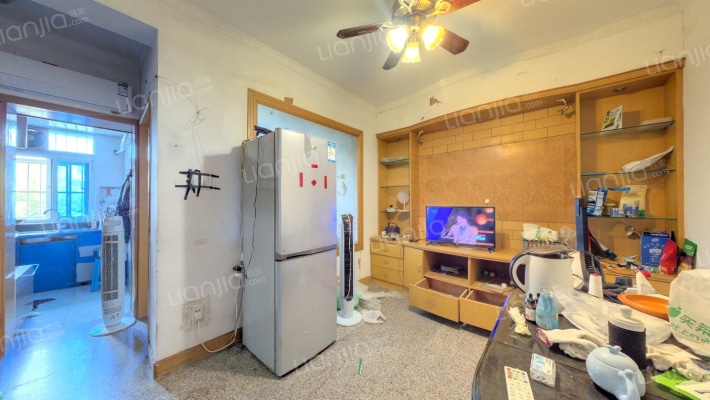 伟华苑小区二手房实景图