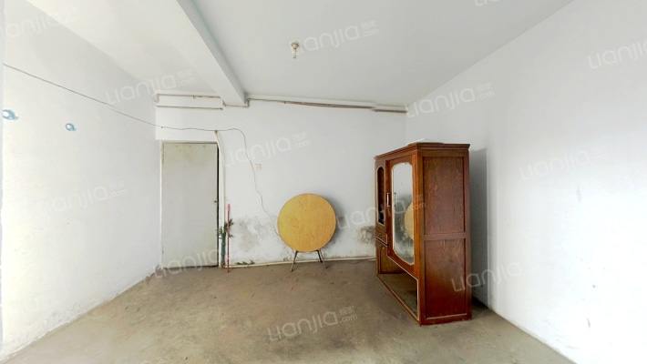 市中行宿舍二手房实景图