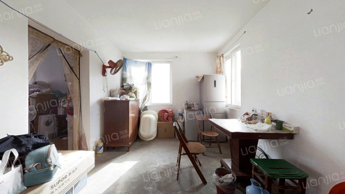 江畔人家怡江苑二手房实景图