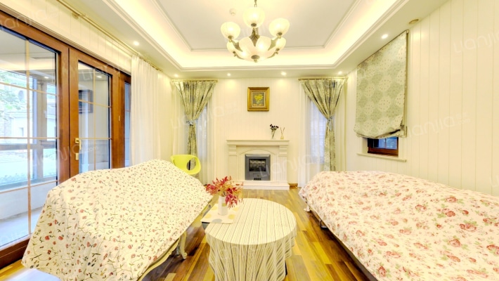 御汤山东区二手房实景图