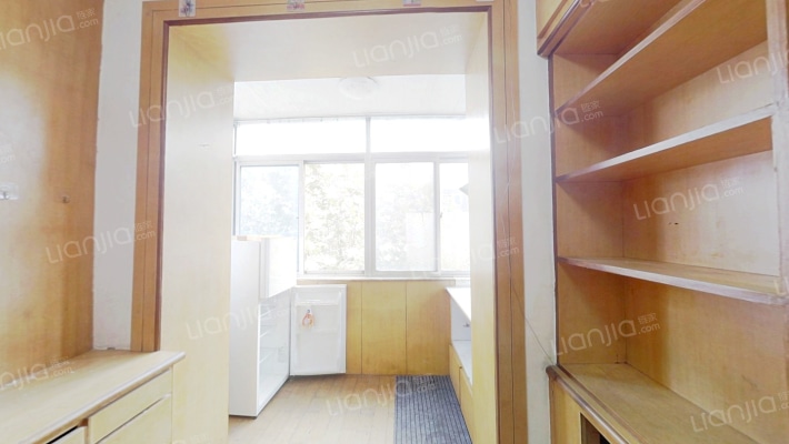 集贤街二手房实景图