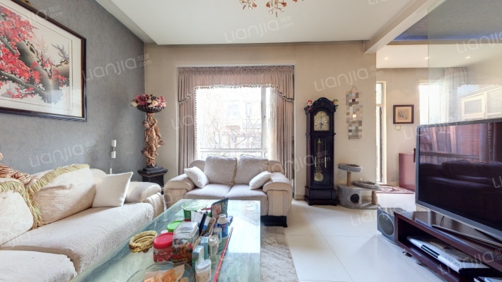 吉晟别墅二手房实景图