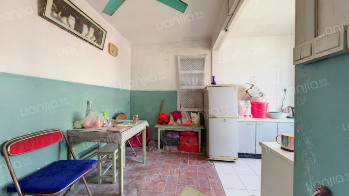 钢北新村二手房实景图