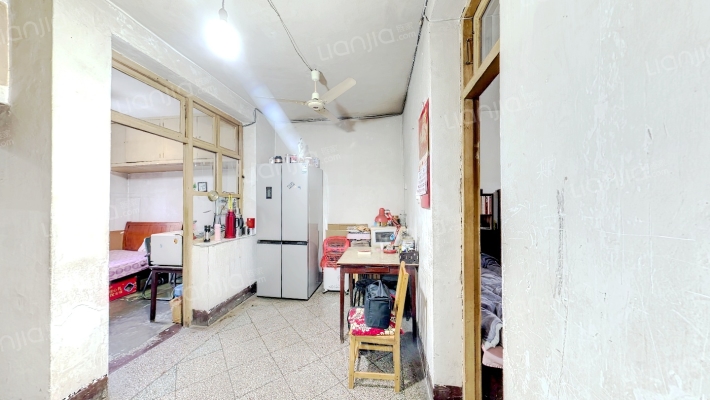 六中宿舍二手房实景图