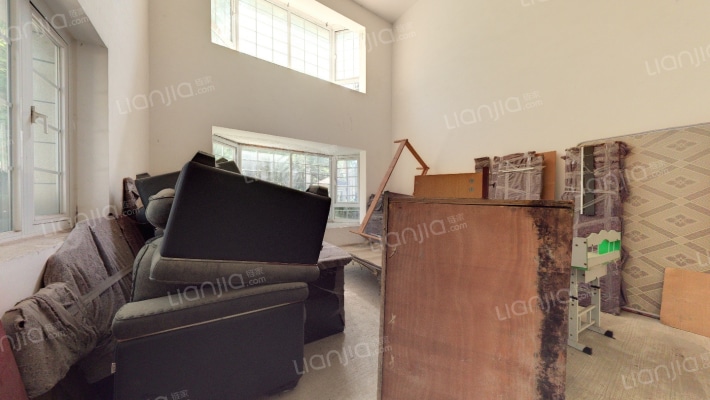 中环雅居二手房实景图