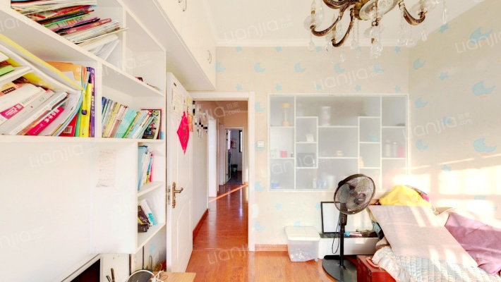 燃料公司宿舍二手房实景图