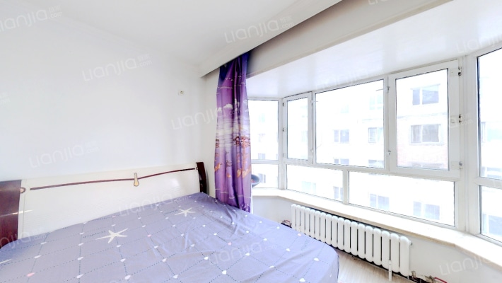 鸿朗花园北区二手房实景图