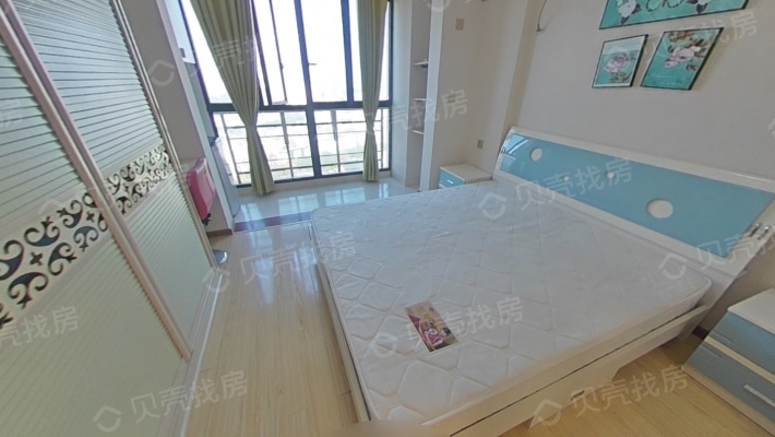 新！秀江外滩二期精装单身公寓出售-卧室