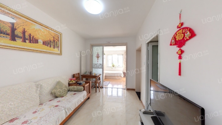 盈江里二手房实景图