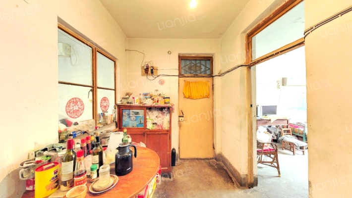 山师北街9号院二手房实景图