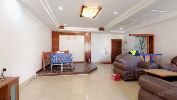 汇景名轩二手房实景图