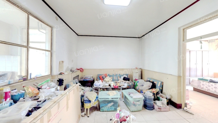 建行宿舍(滨河街)二手房实景图