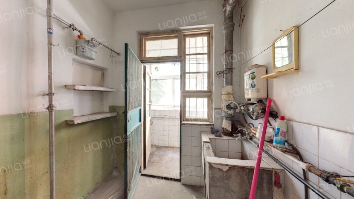 解放路122号二手房实景图