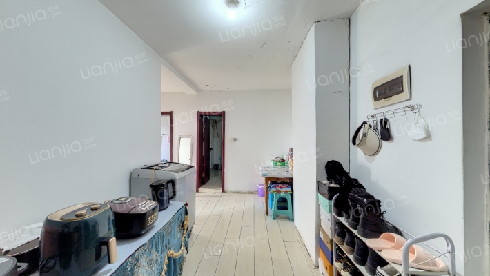 筑景新光二手房实景图