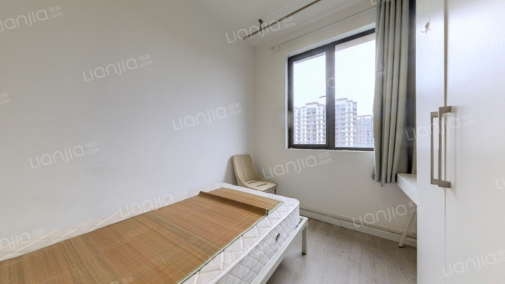 花园府二手房实景图