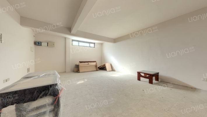 新创悦山墅二手房实景图