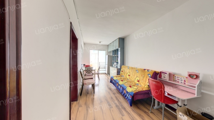 西绿安街教师楼二手房实景图