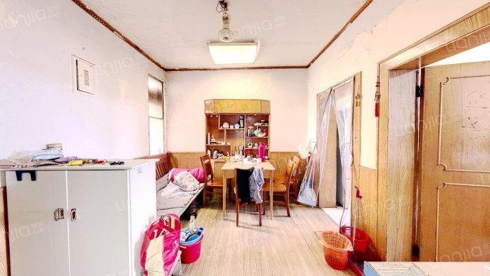 天坛新村二手房实景图