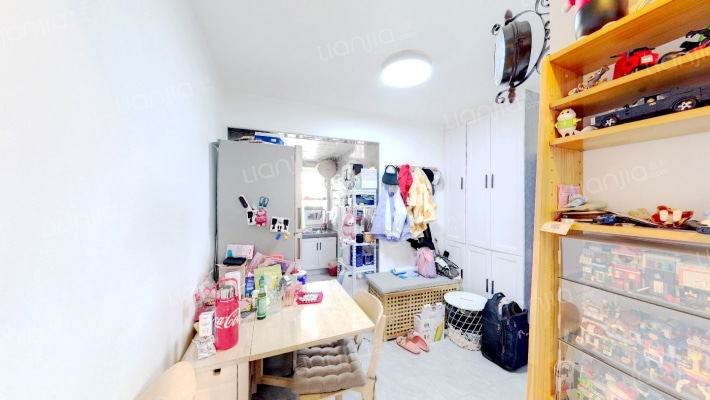 乘云里二手房实景图