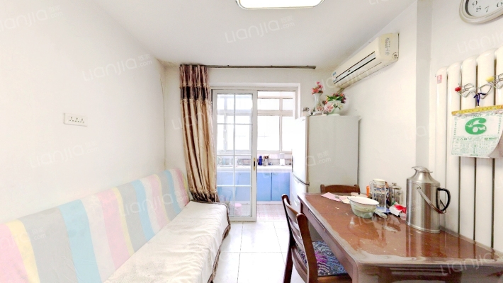 月华里二手房实景图