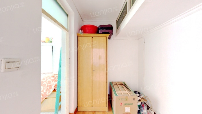 电大街32号二手房实景图