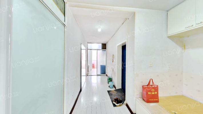 万通花园C区二手房实景图