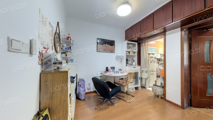 红山路190号二手房实景图